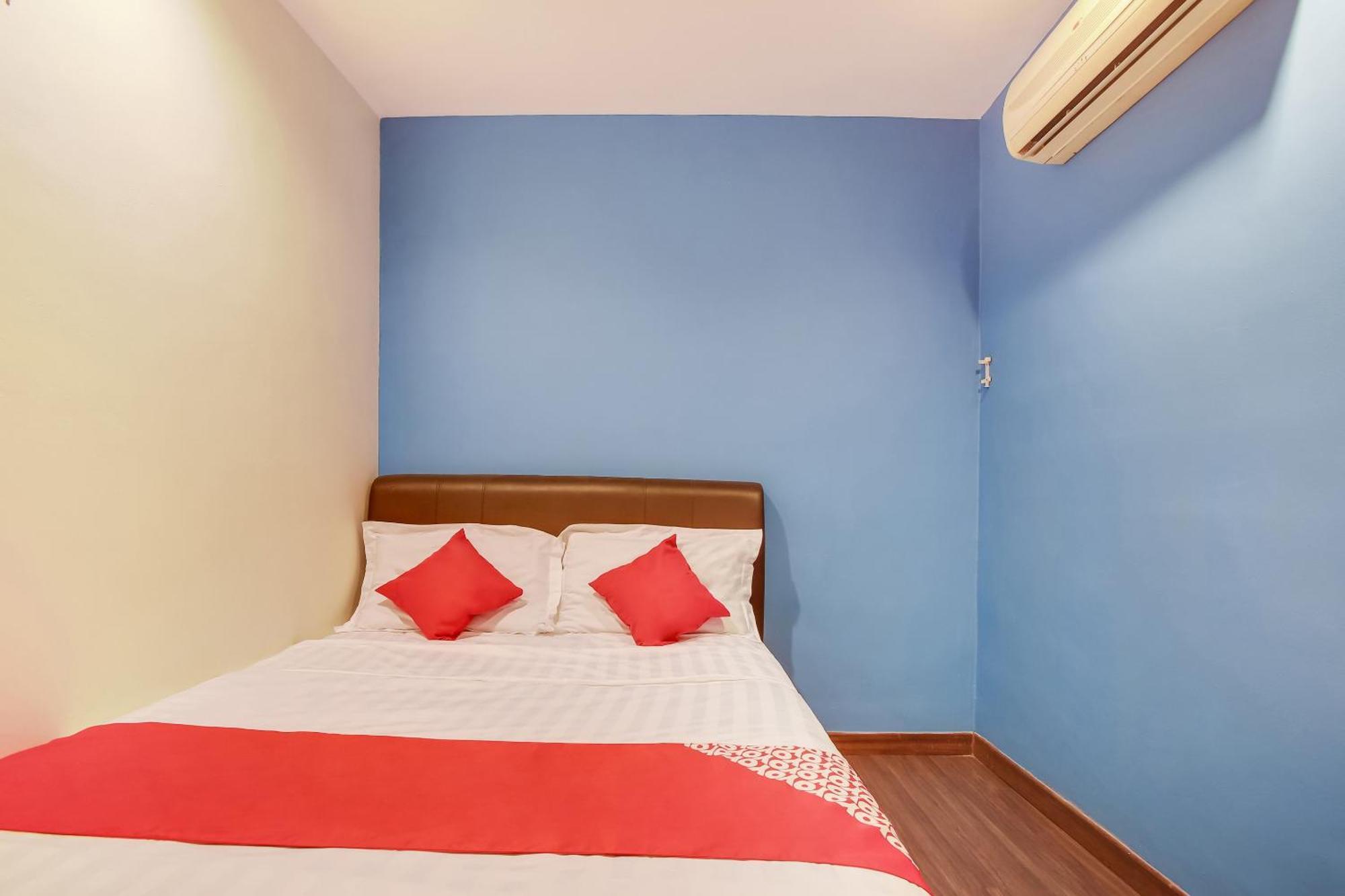 Oyo 90282 Hotel Taj Inn, Seksyen 7 Шах-Алам Экстерьер фото
