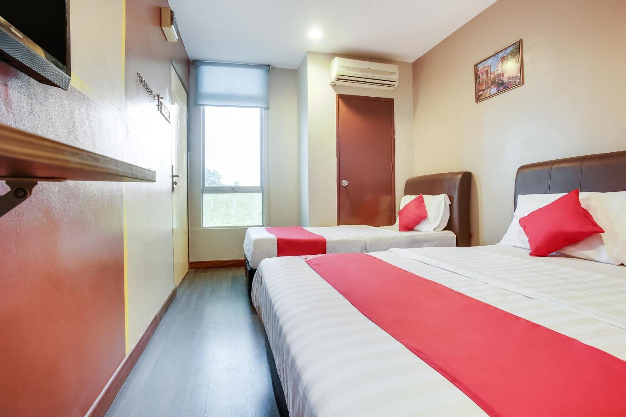 Oyo 90282 Hotel Taj Inn, Seksyen 7 Шах-Алам Экстерьер фото