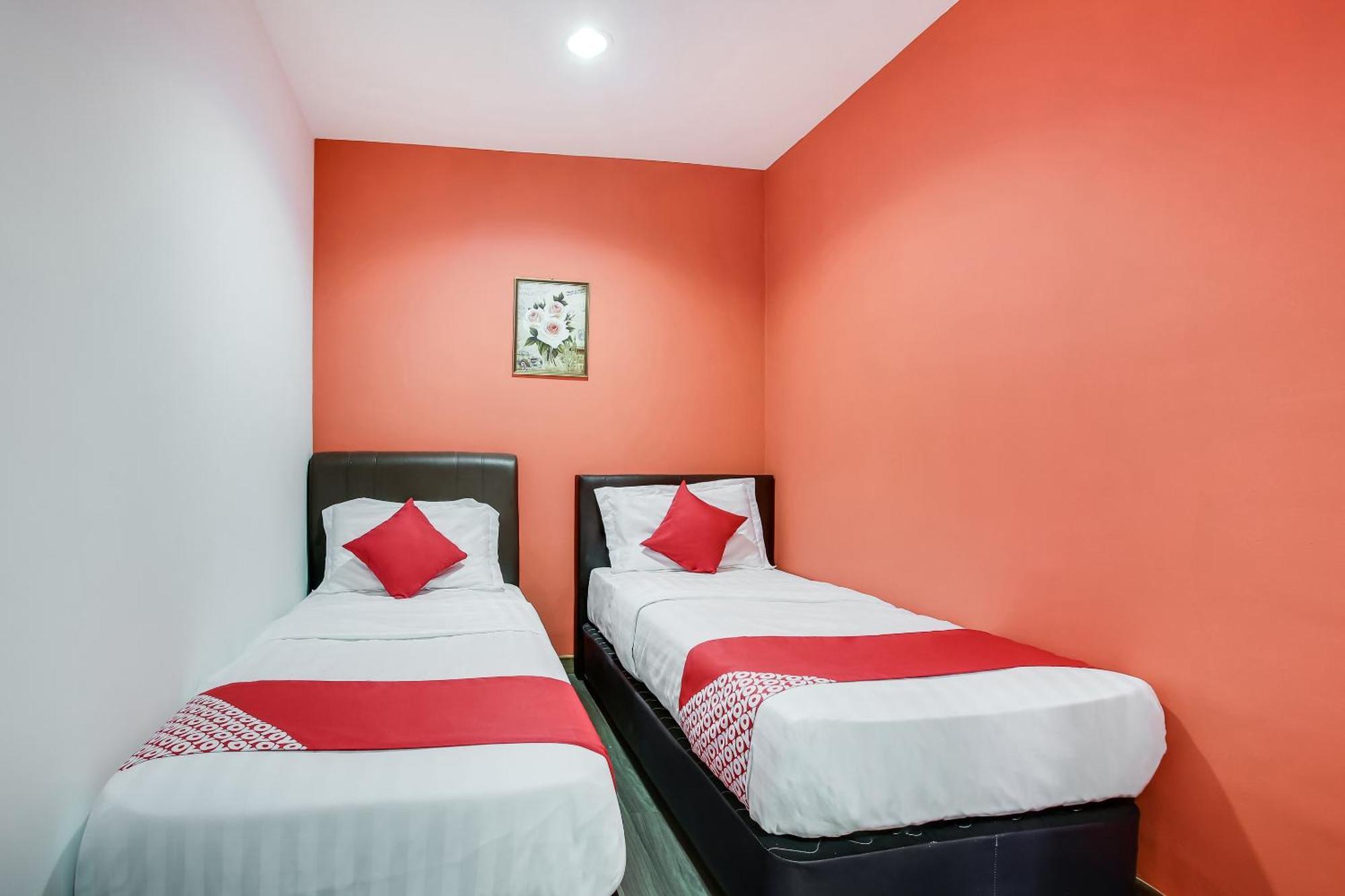 Oyo 90282 Hotel Taj Inn, Seksyen 7 Шах-Алам Экстерьер фото