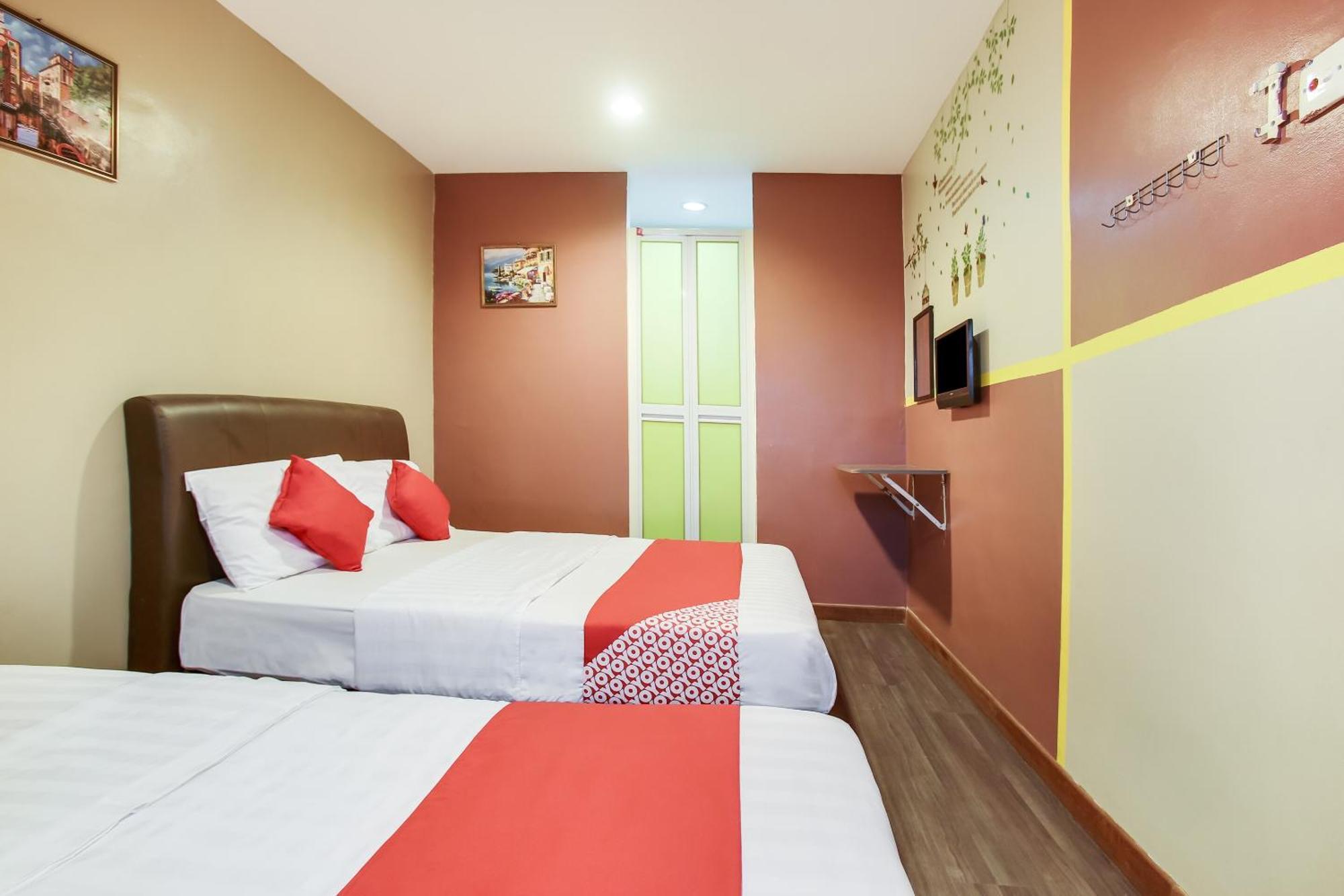 Oyo 90282 Hotel Taj Inn, Seksyen 7 Шах-Алам Экстерьер фото