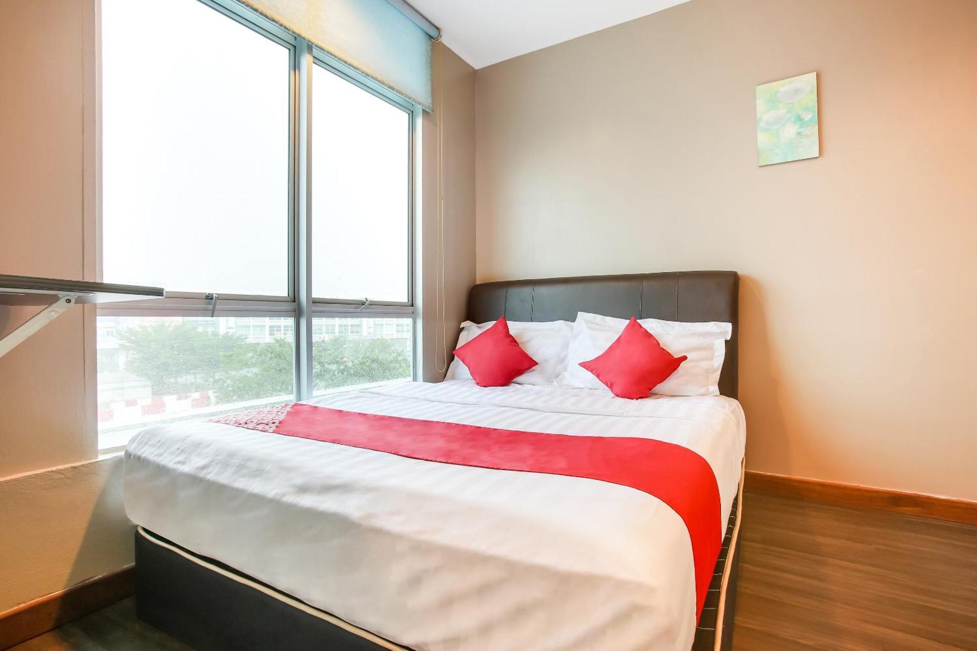 Oyo 90282 Hotel Taj Inn, Seksyen 7 Шах-Алам Экстерьер фото