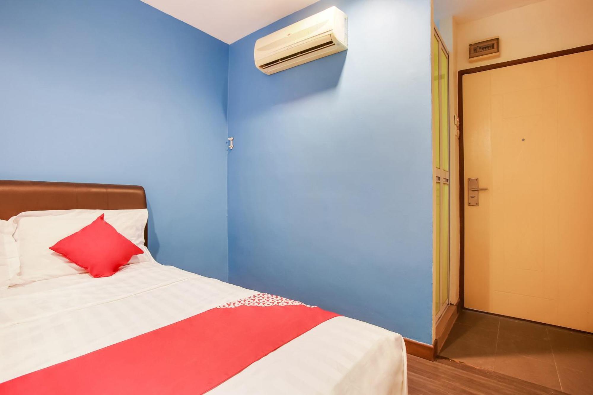 Oyo 90282 Hotel Taj Inn, Seksyen 7 Шах-Алам Экстерьер фото
