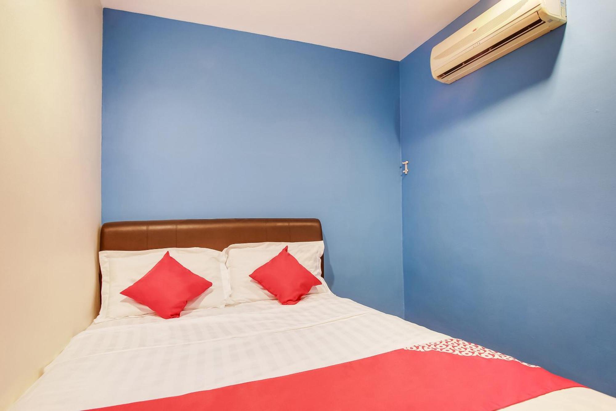 Oyo 90282 Hotel Taj Inn, Seksyen 7 Шах-Алам Экстерьер фото