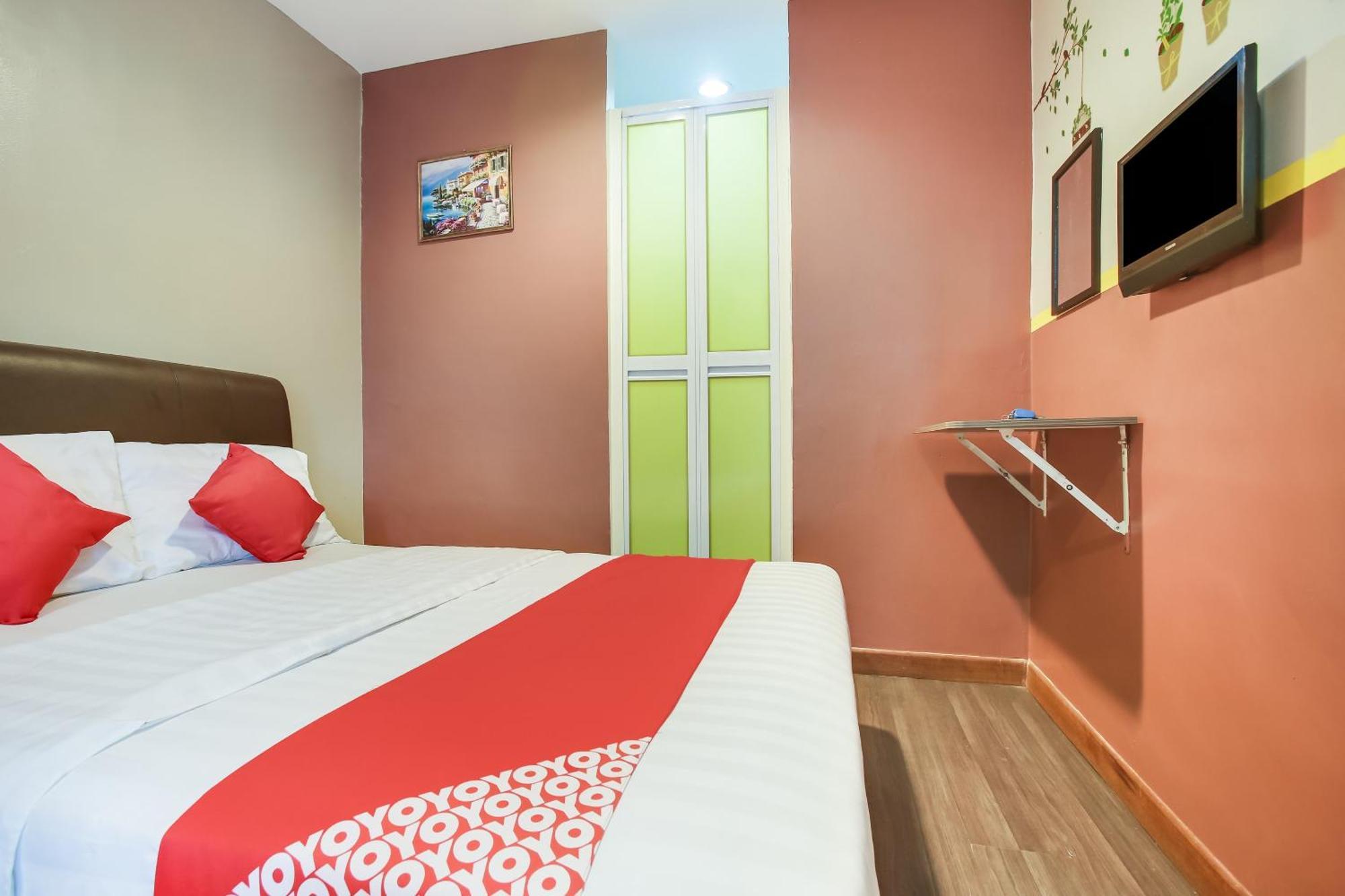 Oyo 90282 Hotel Taj Inn, Seksyen 7 Шах-Алам Экстерьер фото