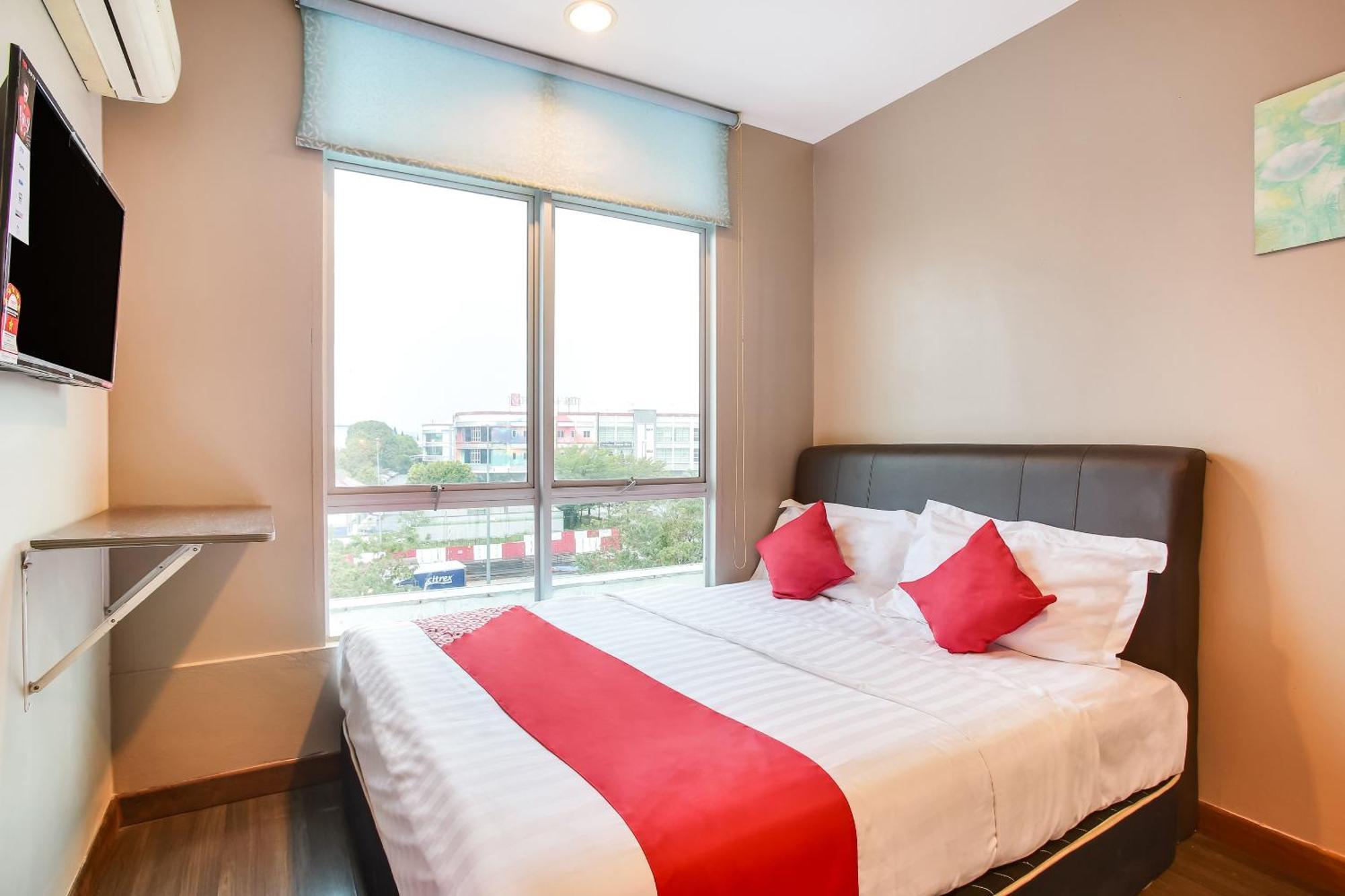 Oyo 90282 Hotel Taj Inn, Seksyen 7 Шах-Алам Экстерьер фото