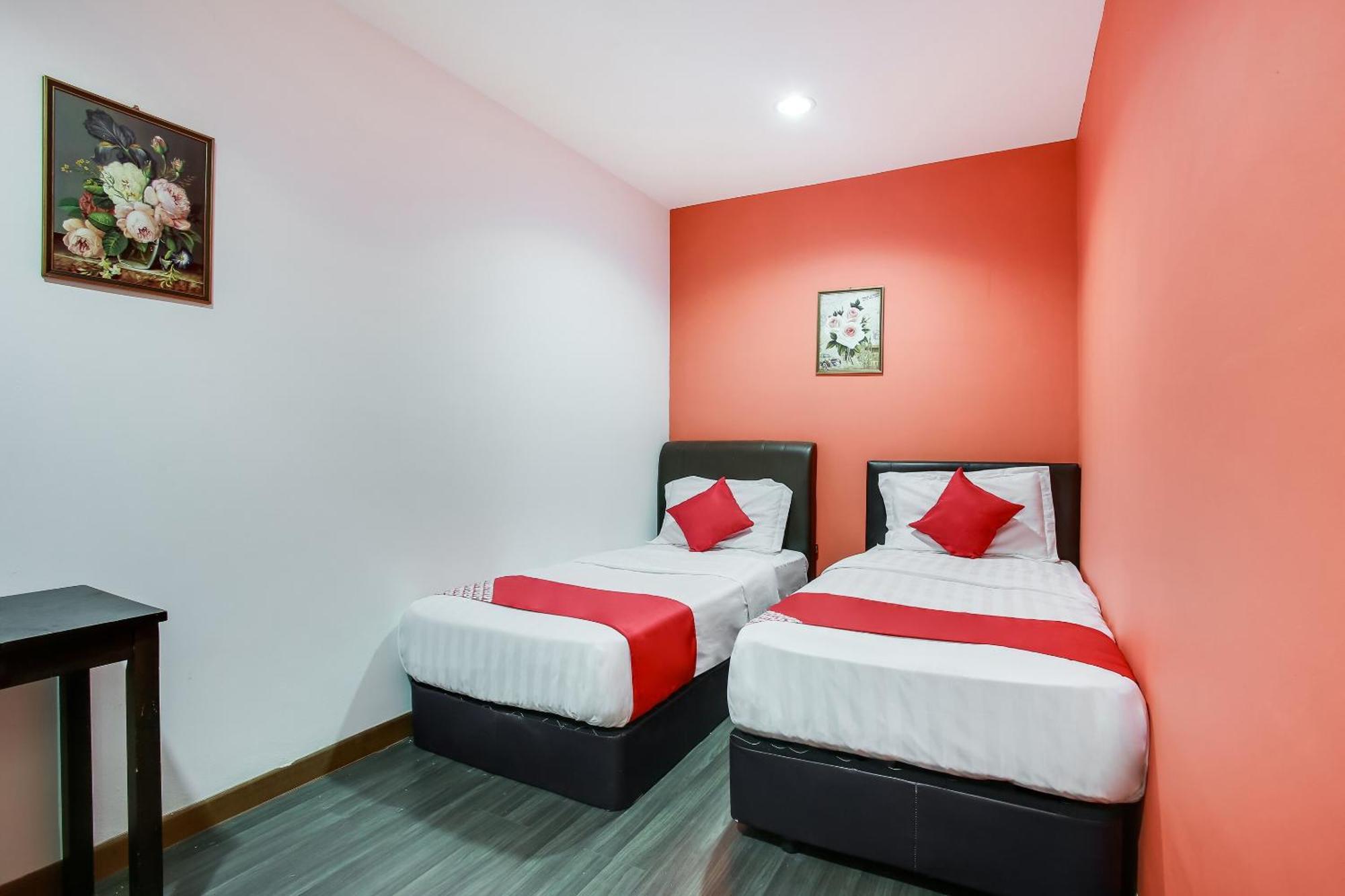 Oyo 90282 Hotel Taj Inn, Seksyen 7 Шах-Алам Экстерьер фото